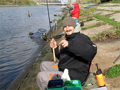 Весенняя плотва у Запорожского рыболовного клуба!